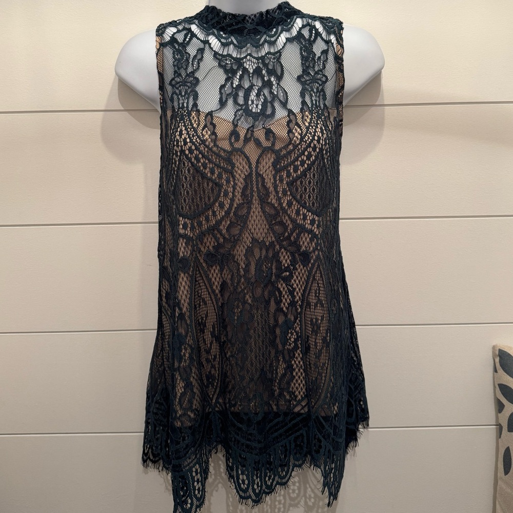 Love, Fire Green Lace Overlay Top, Women’s L